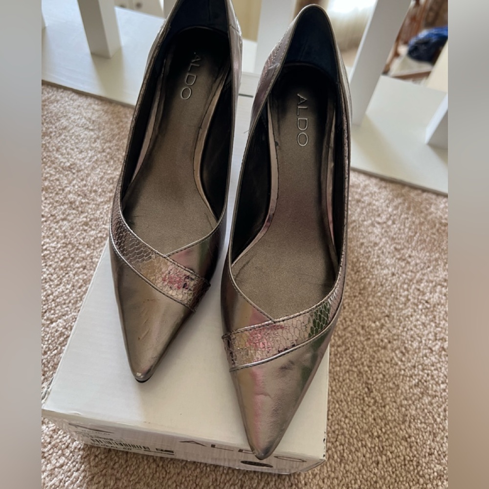 ALDO Metallic Heels in Size 6.5